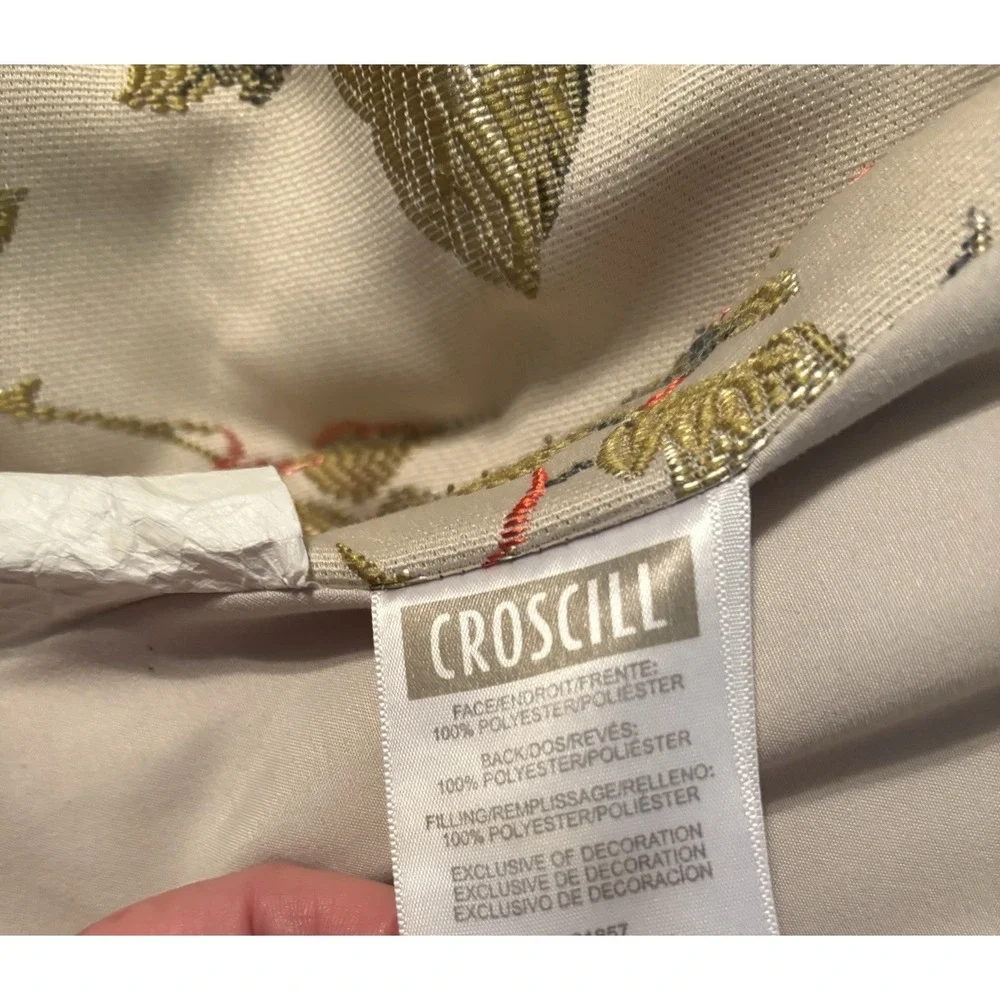 Rare CROSCILL King Comforter CARLOTTA Floral Comforter Dry Cleaned